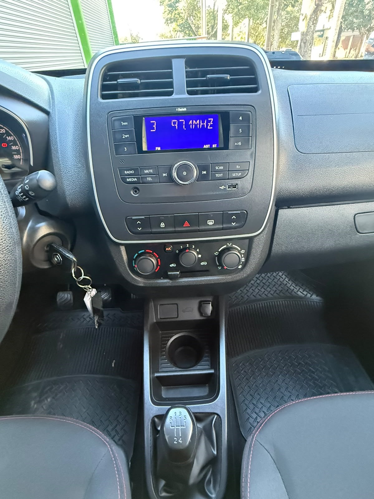 Renault Kwid Zen 1.0 - foto 5