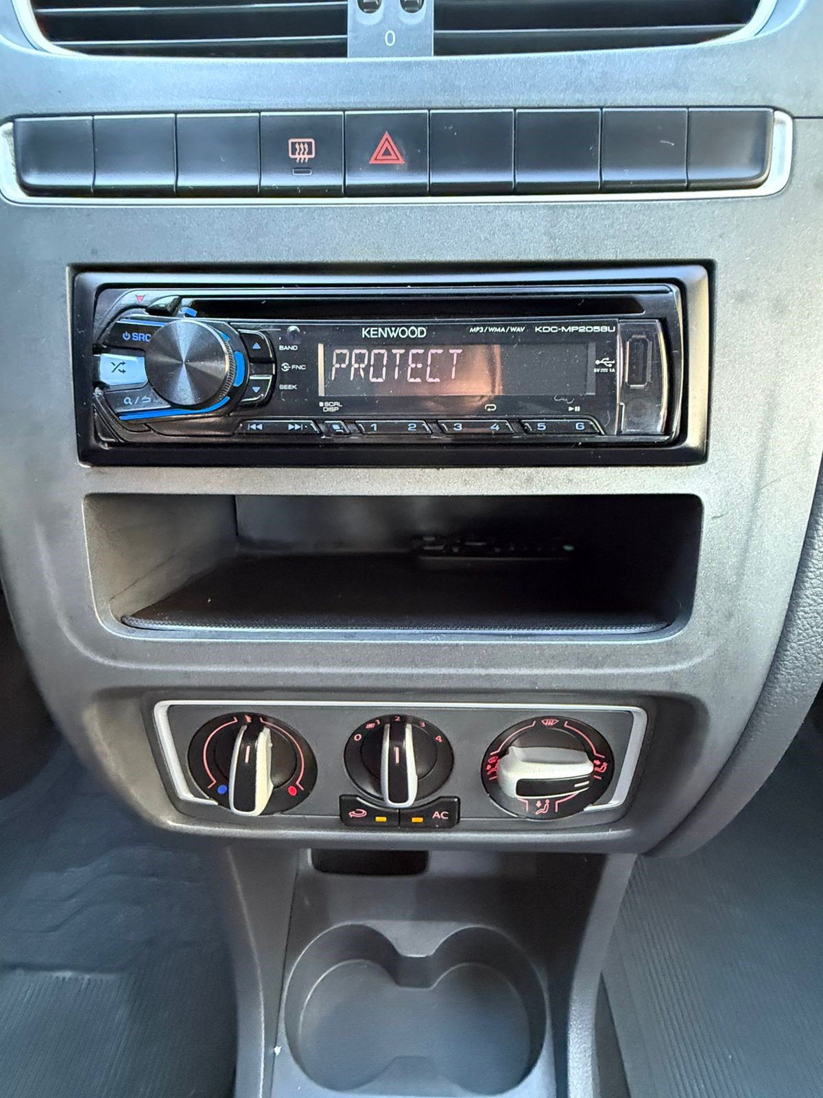 Volkswagen Fox Trend 1.0 Completo - foto 3